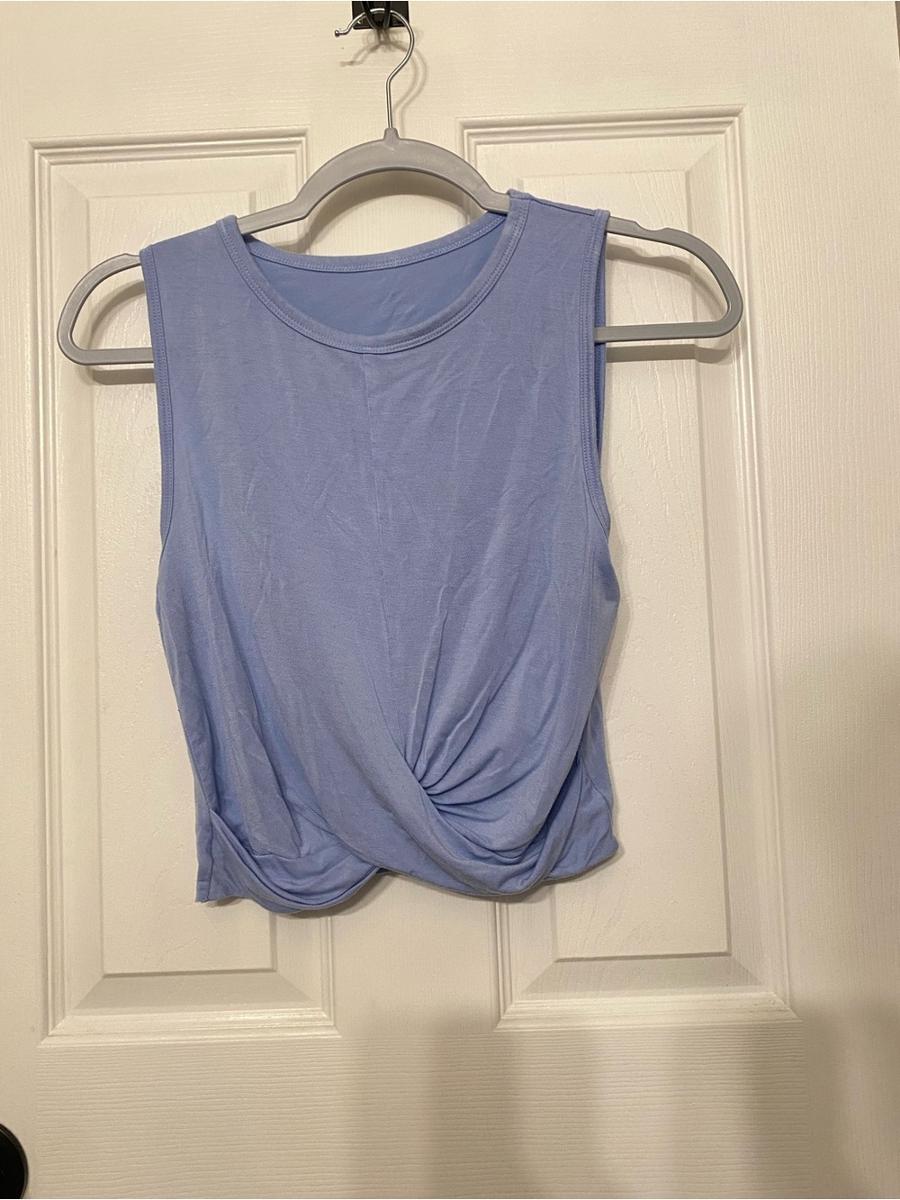 Alo Twist-Front Sleeveless Tank Top